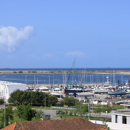 Douro Marina Studios บีลาโนวาเดกายา ภายนอก รูปภาพ